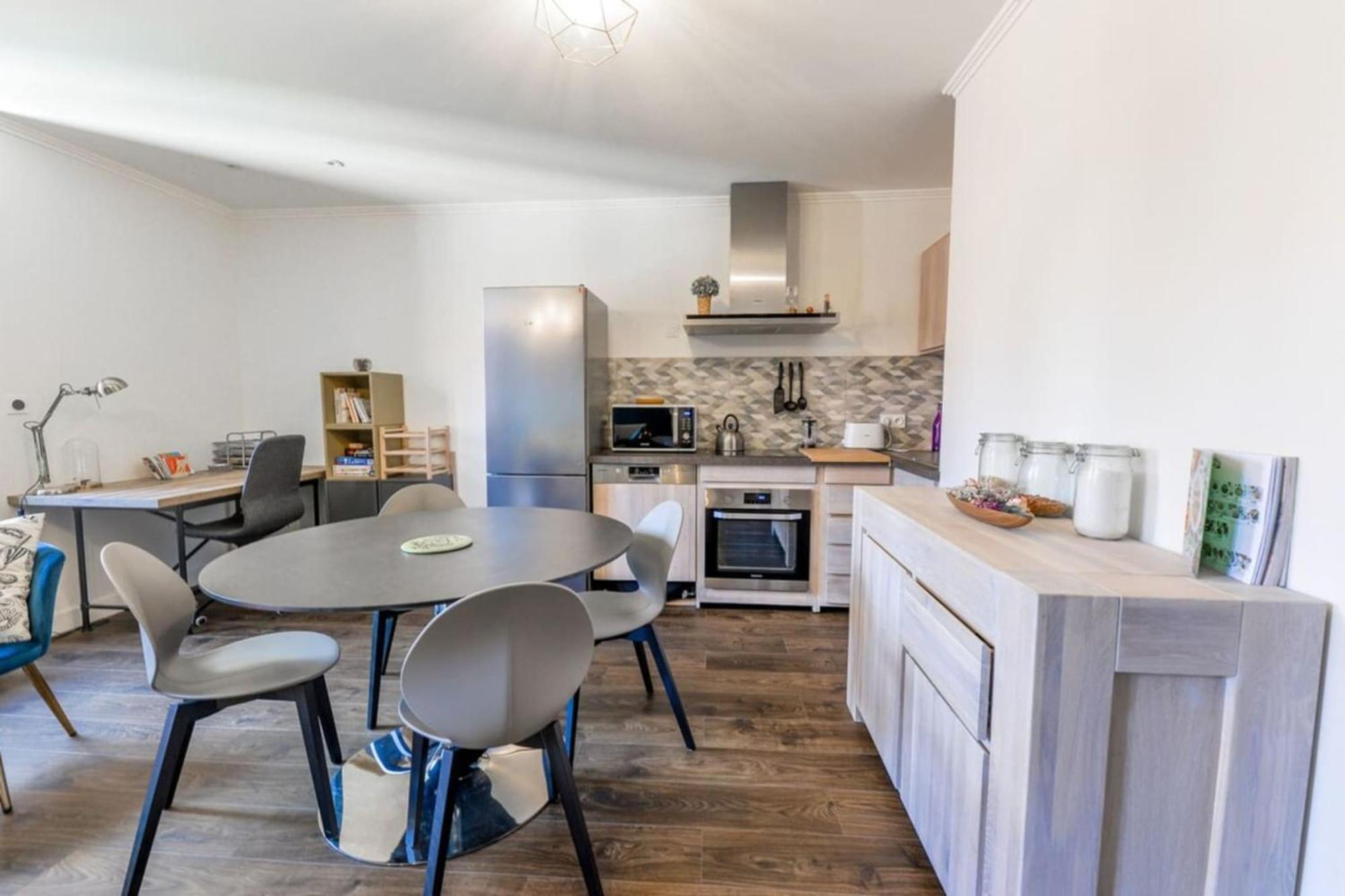3-Star Rated Apartment In The Heart Of The Old Town With A View Annecy Kültér fotó